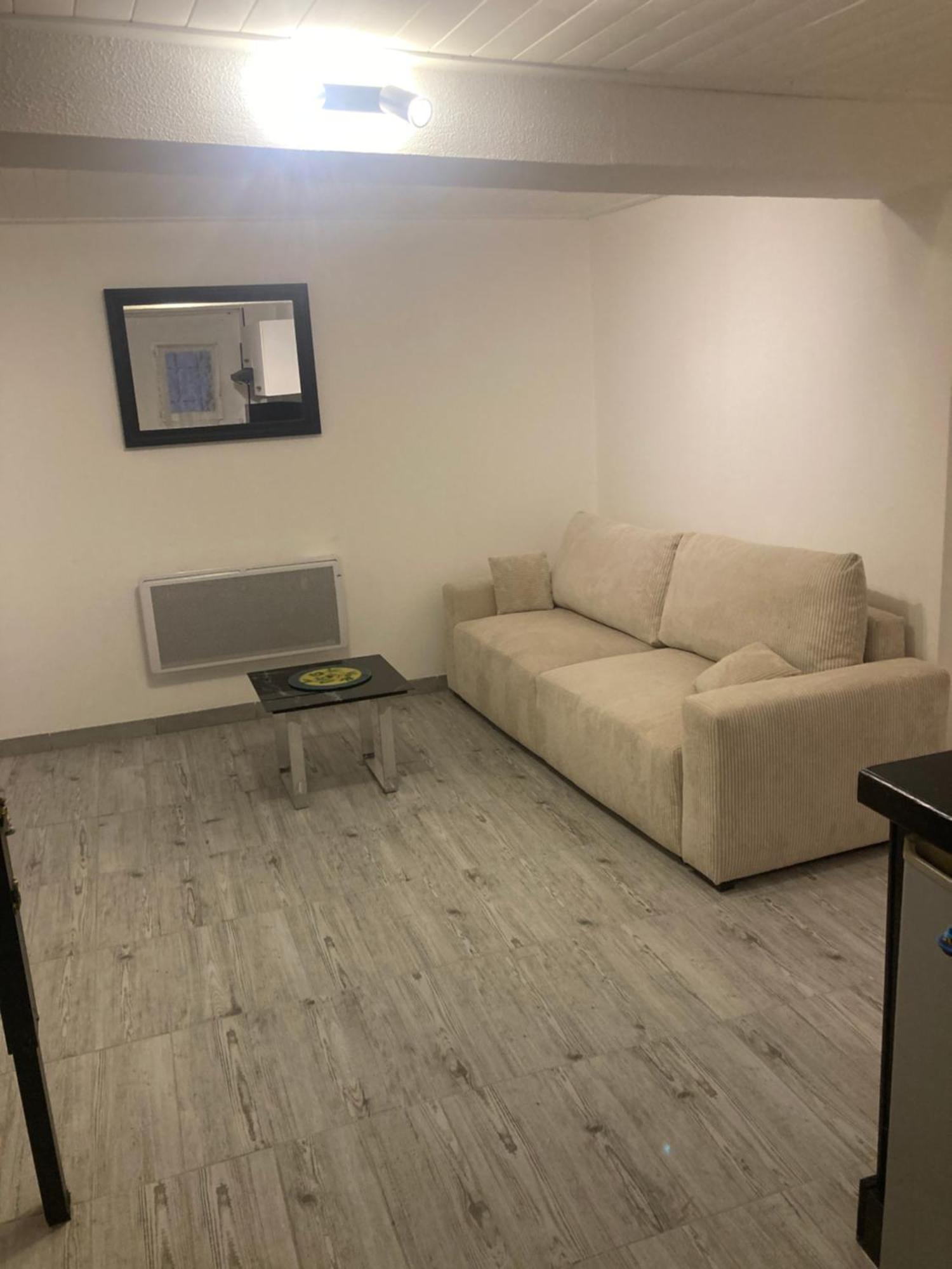 Studio Agreable Et Paisible Aubagne Bagian luar foto