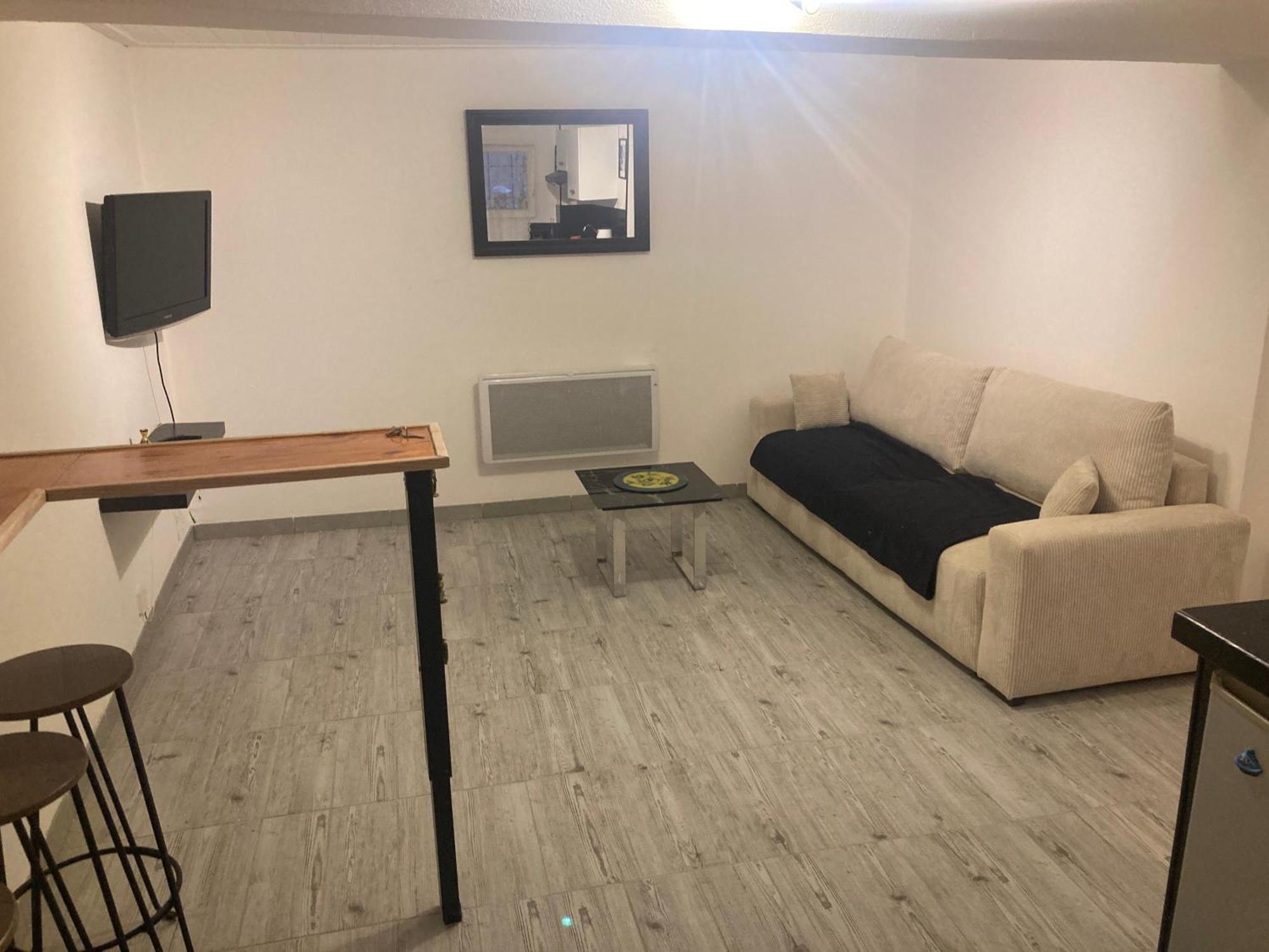 Studio Agreable Et Paisible Aubagne Bagian luar foto